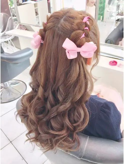 Hairstyles Ideas With Curls For VTuber Models